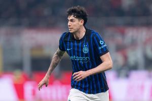 721543